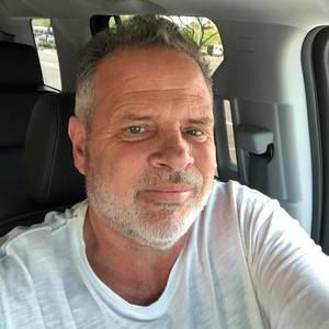 Meet your Posher, Tom